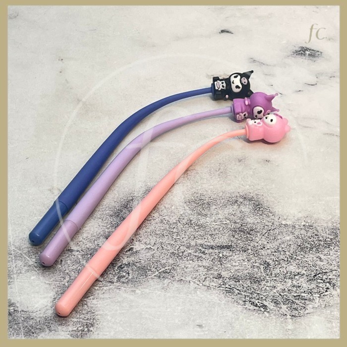 

Pen / Pulpen / Bolpen Gel Goyang Sanrio Devil PGK-1519 Tinta Gel Hitam Kuromi My Melody Lentur Silikon Karet Lucu Hadiah Bingkisan Hampers Anak Sekolah Harga Grosir Ready COD