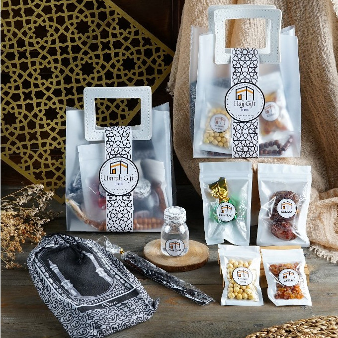 

Oleh Oleh Umroh Souvenir Arab Saudi Hampers Tas PVC Doff Kulit Hajj Gift Unik Premium