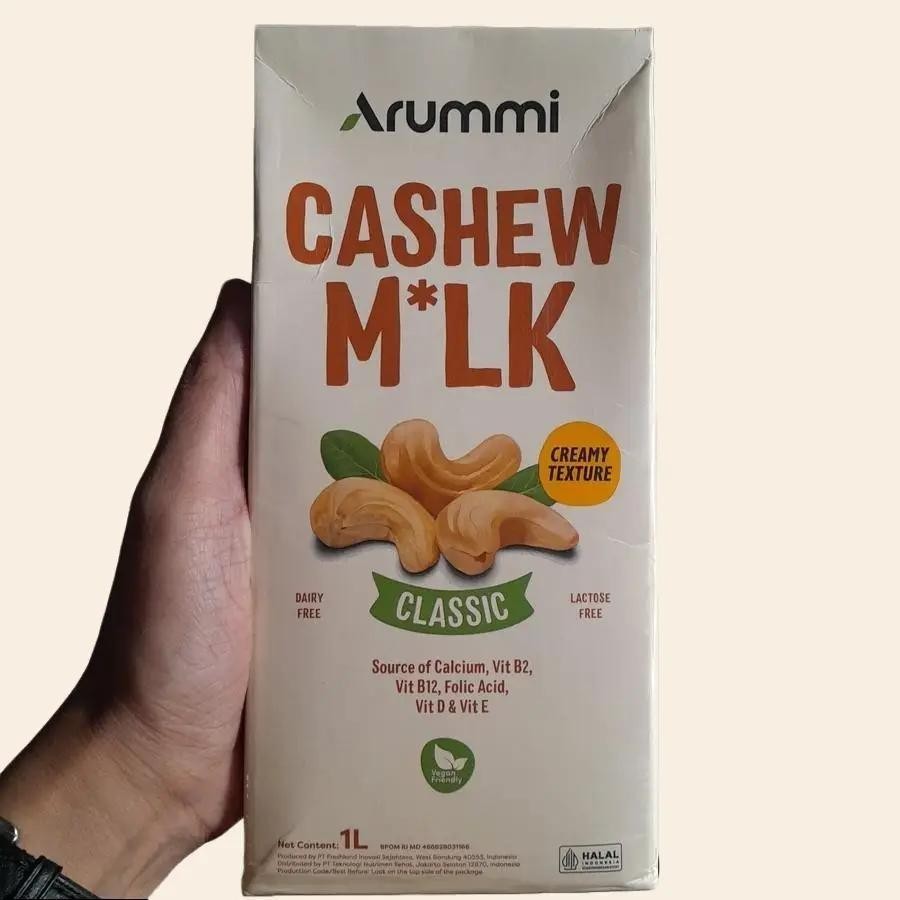 

Arummi Cashew Milk Plant Based Milk Classic Dairy Free Lactose Free 1L