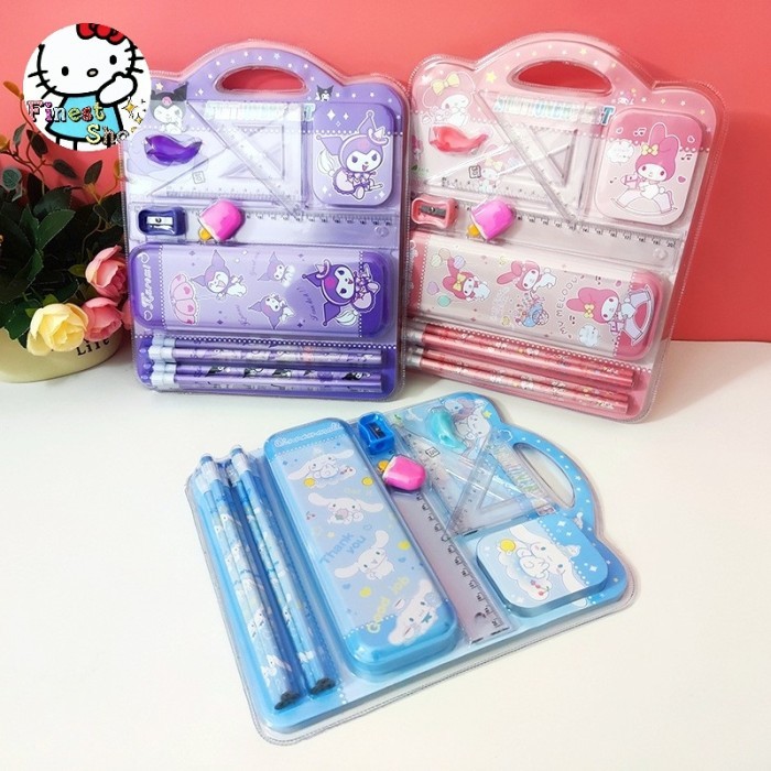 

Set Alat Tulis SANRIO Kotak Pensil Penggaris Penghapus Rautan Pen Grip Souvenir Goodie Bag Kado Anak Sekolah - Set KT 113, Cinnamoroll