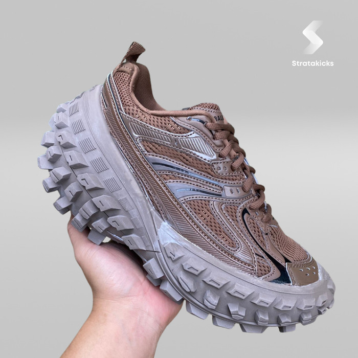 Sneaker Defender Bronze (Size 35-46) - 38