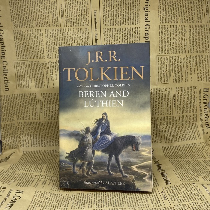 Novel Inggris Beren and Luthien by J. R. R. Tolkien Original