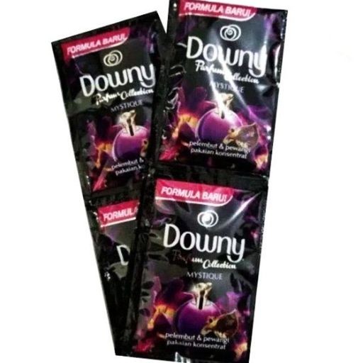 Downy Pewangi Pakaian Mistique 12*18 ml