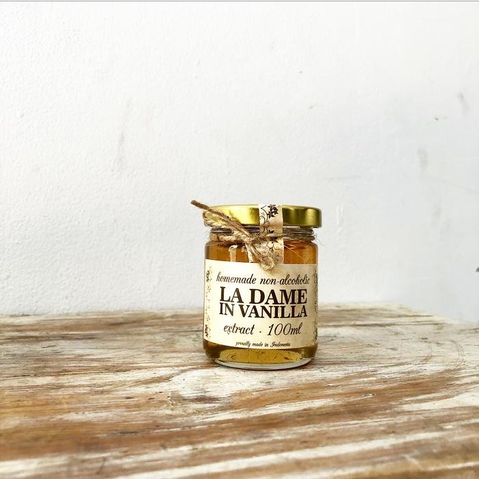 

La Dame in Vanilla Extract 100ml - Ekstrak Vanila Halal MUI