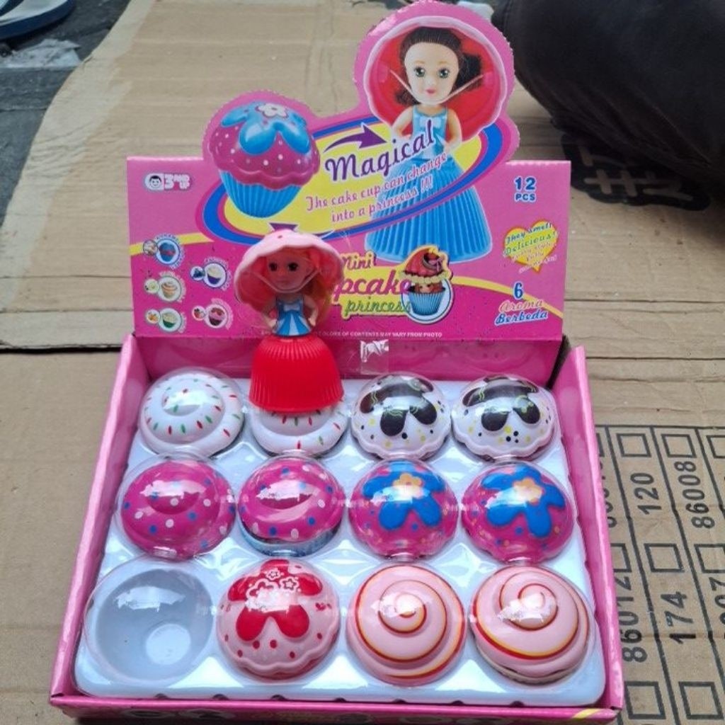 [12pcs] Boneka Mini Cupcake Princes Mainan