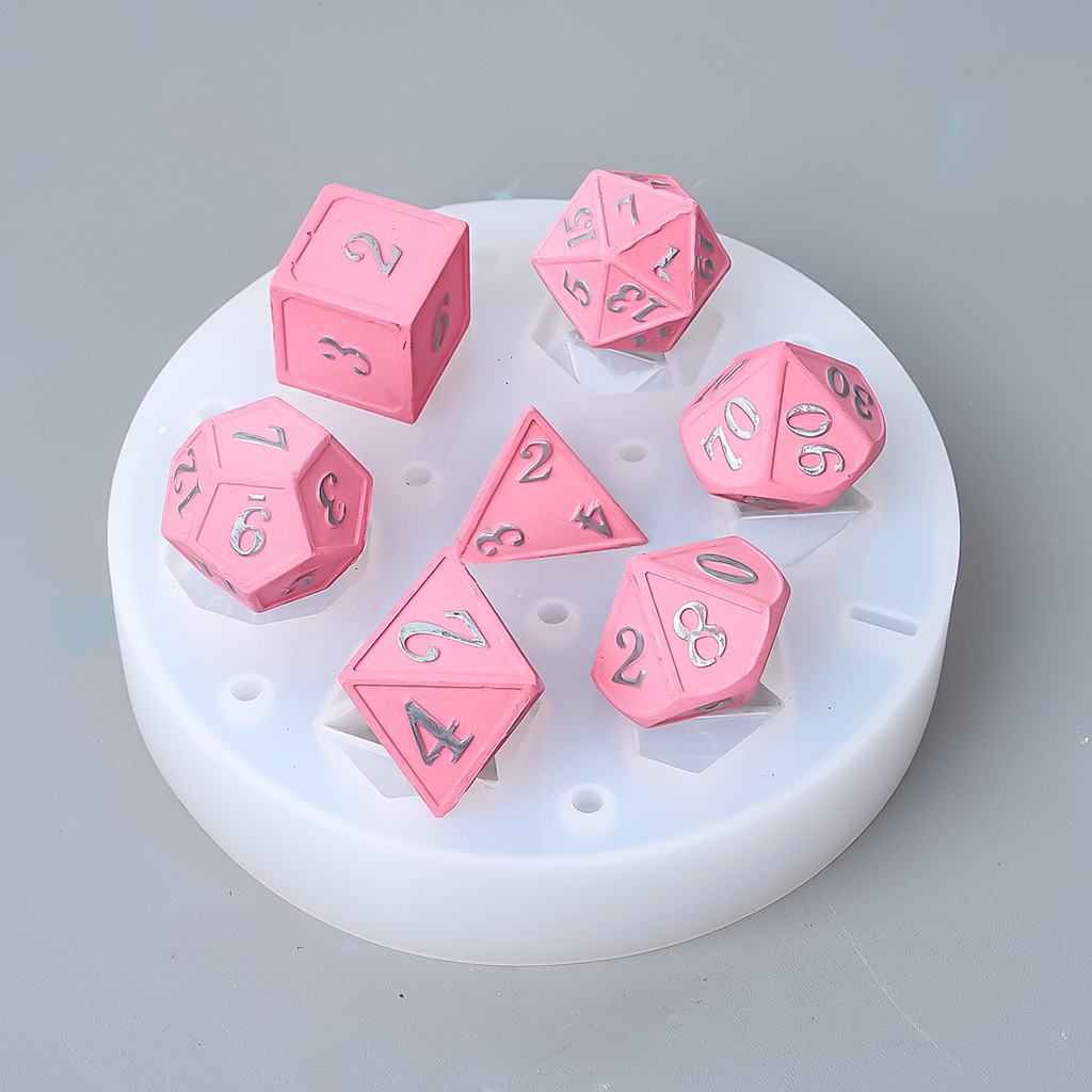 

Dice Epoxy Resin Molds Hexagon DND 7Pcs Heart Dice Holder Silicone Mold with Lid DIY Plaster Dices Box Making Gift Dice Lovers