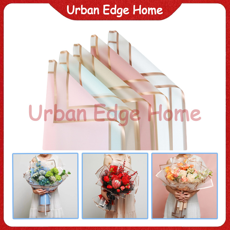 

20 Lembar Cellophane Transparent Double Gold List / Frame Cellophane Double List Waterproof / Flower Wrapping Paper