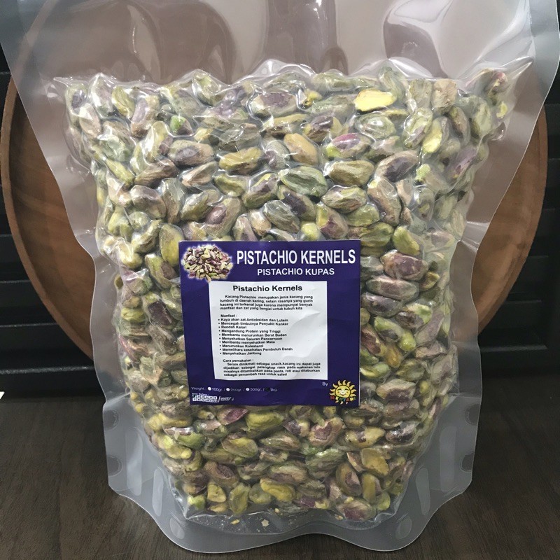 

Raw Pistachio Kernel 1kg / Pistachio Kupas Mentah 1kg ( Tanpa Cangkang )