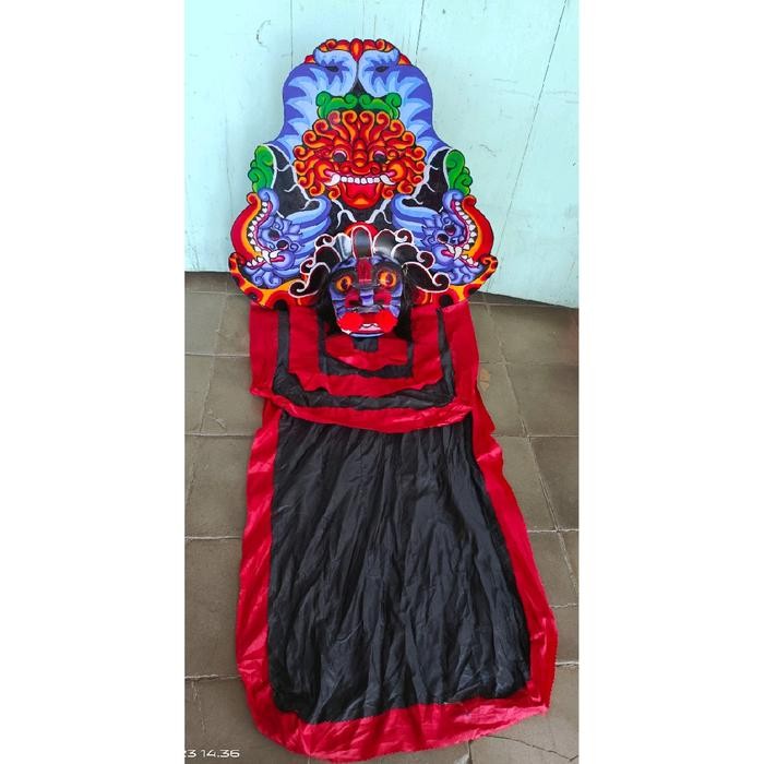 

* BARONGAN KUCINGAN / BARONGAN ANAK / CAPLOKAN / BARONGAN KAYU *