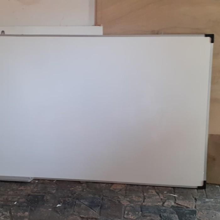 

white board gantung 90 × 150 Cm