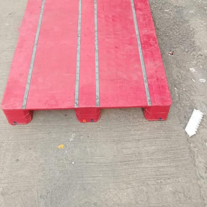 

pallet plastik flat ukuran 100 x 120 x 16cm