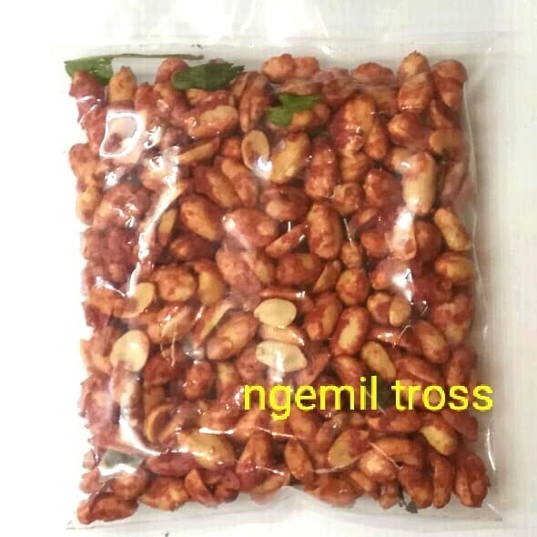 

Kacang Thailand Pedas Manis Daun Jeruk 250 gram