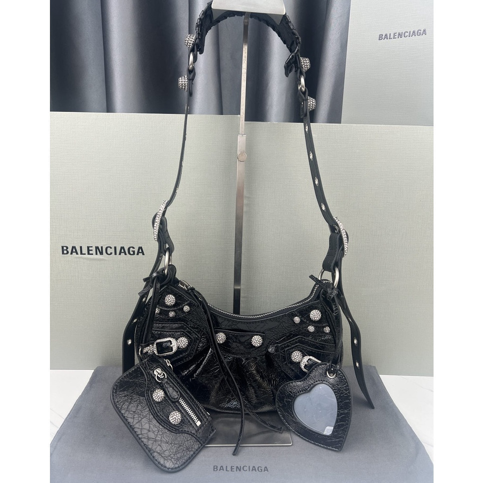 Beg motor baru Balenciag wanita Le Cagole Half Moon Underarm Wrap Shiny Brick Gaya {Small Oil Wax Bl