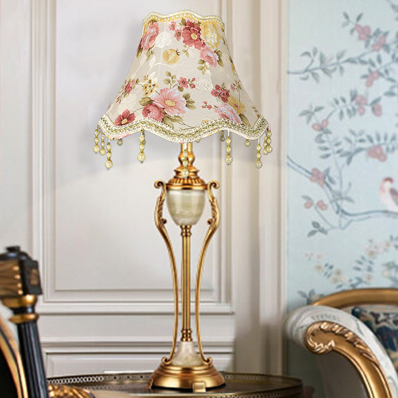 

New European Style Table Lamp Shade Cloth Pearl Beads Tassel Lamp Cover Retro Hotel Home Bedroom Wall Light Shades E27
