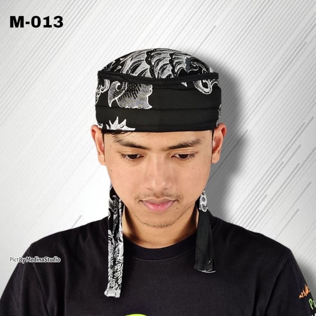 Peci Imamah Instan Khas Sunda Motif Batik Hitam
