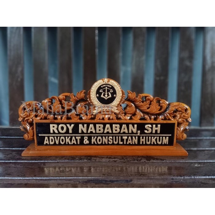 

PAPAN NAMA MEJA KANTOR + PAPAN NAMA ADVOKAT + PAPAN NAMA UKIR KAYU MB3212