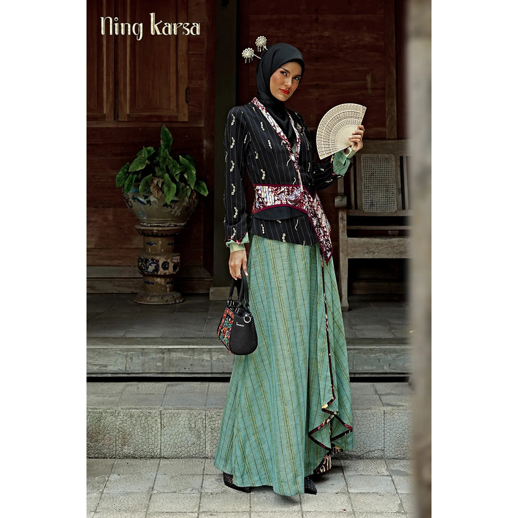 TUNEECA Gamis Dwija Yaningrat - T-1024007 | Gamis Batik Premium