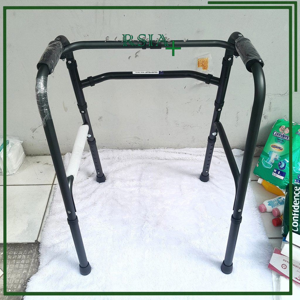 WALKER LANSIA WALKER ALAT JALAN WALKER KAKI 4 ANTI KARAT RSIA