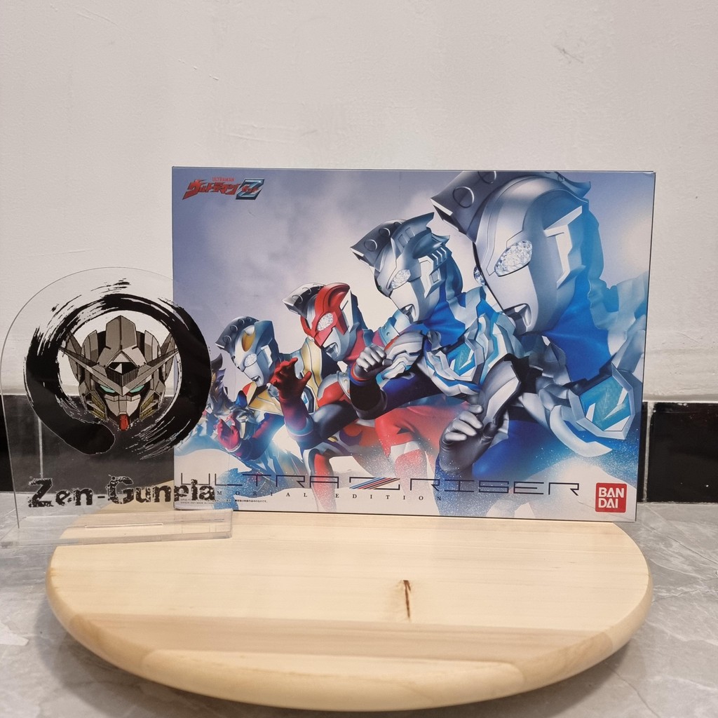 DX Ultra Z Riser MEMORIAL Edition BANDAI Ultraman Z Zet