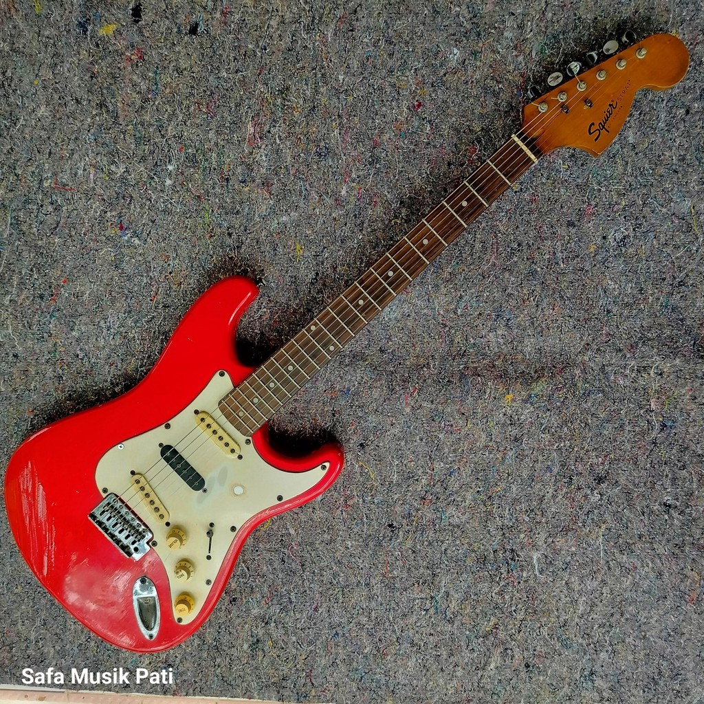 Gitar Squier Affinity Made Indonesia