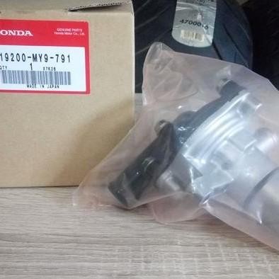 PROMO Waterpump CB400 SF