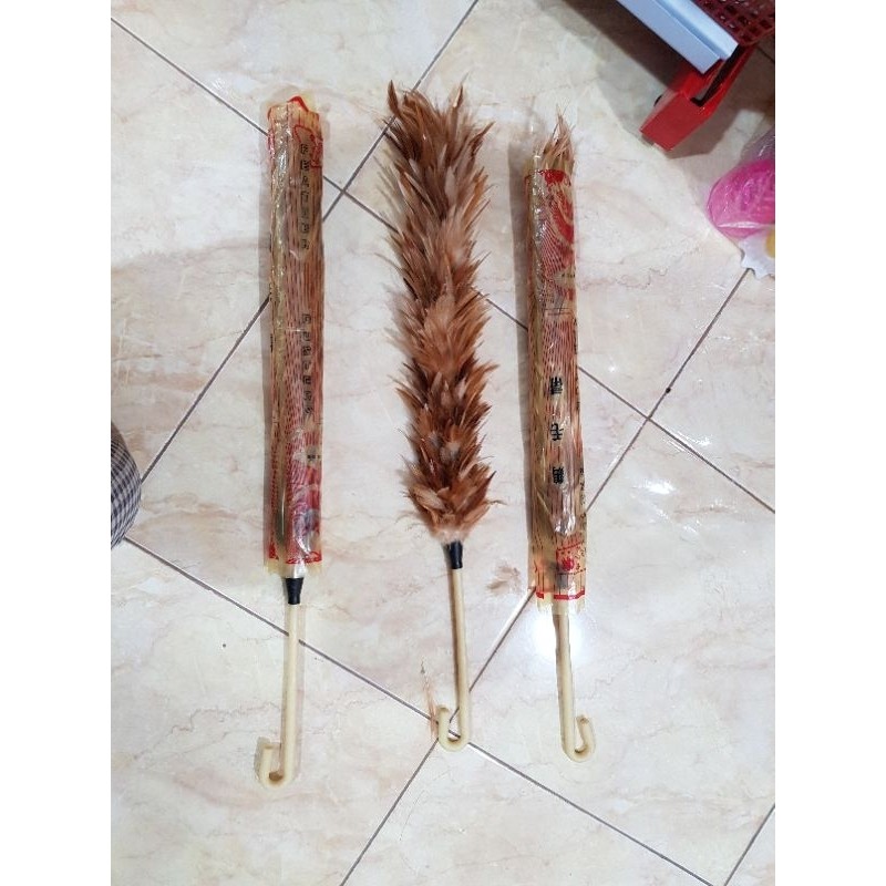 TERLARISKemoceng bulu ayam Pembersih debu