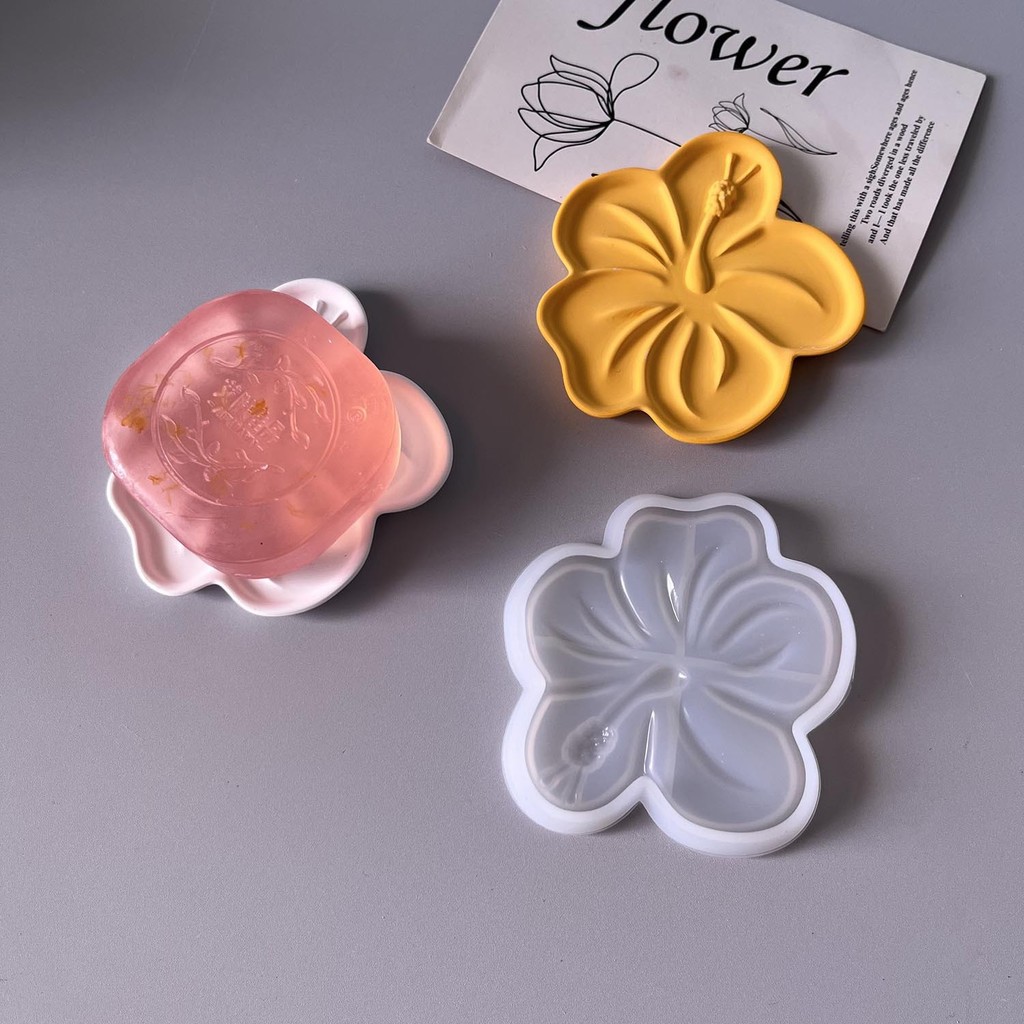 

Flower shaped Silicone Molds for Dishes, Petal and Stamen Design, Ideal for Plates, Trays, Gypsum and Resin Crafts