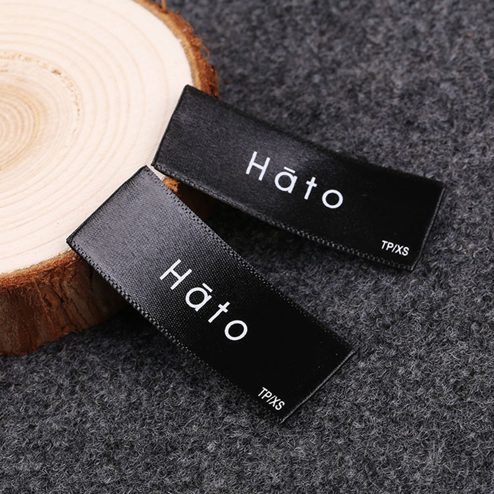 

1000Pcs/Lot Factory Made Custom Reusable Luxury Satin Cloth Labels with Your Own Logo Printed for Garment T-shirt Dresses Bags