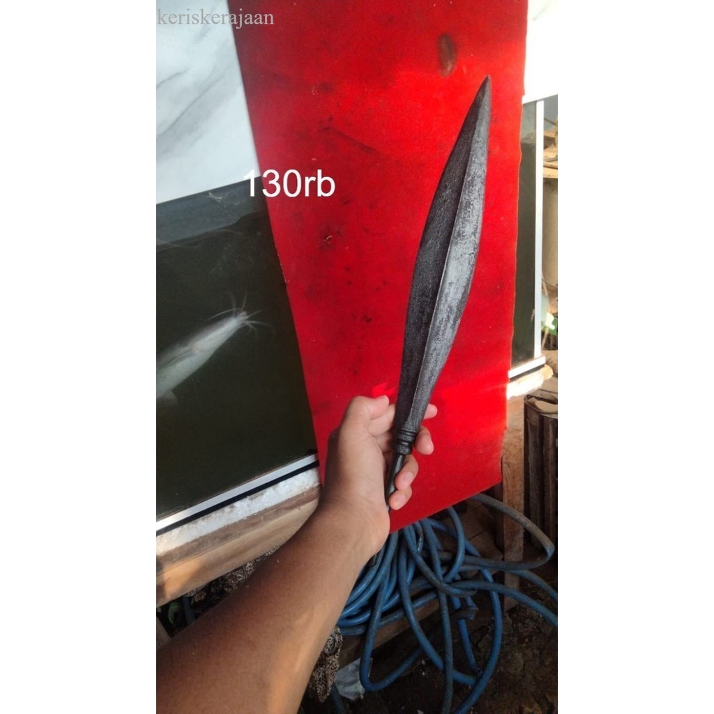 

tombak belimbing pamor kebak sepuh majapahit milik raden wijaya ori wesi aji termurah bk Keris sengkelat majapahit mataram kartosuro kartasura Surakarta Yogyakarta nagasasra sabuk budaya jawa m antik