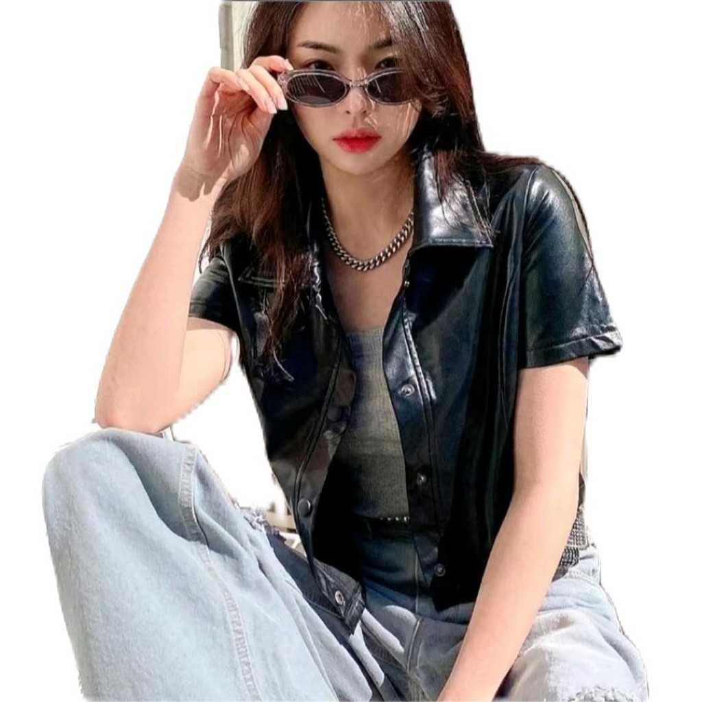 Kemeja Baju kulit Wanita Crop Top Pendek Korean Style Gaya Trendy Outer Casual Hitam ootd Atasan