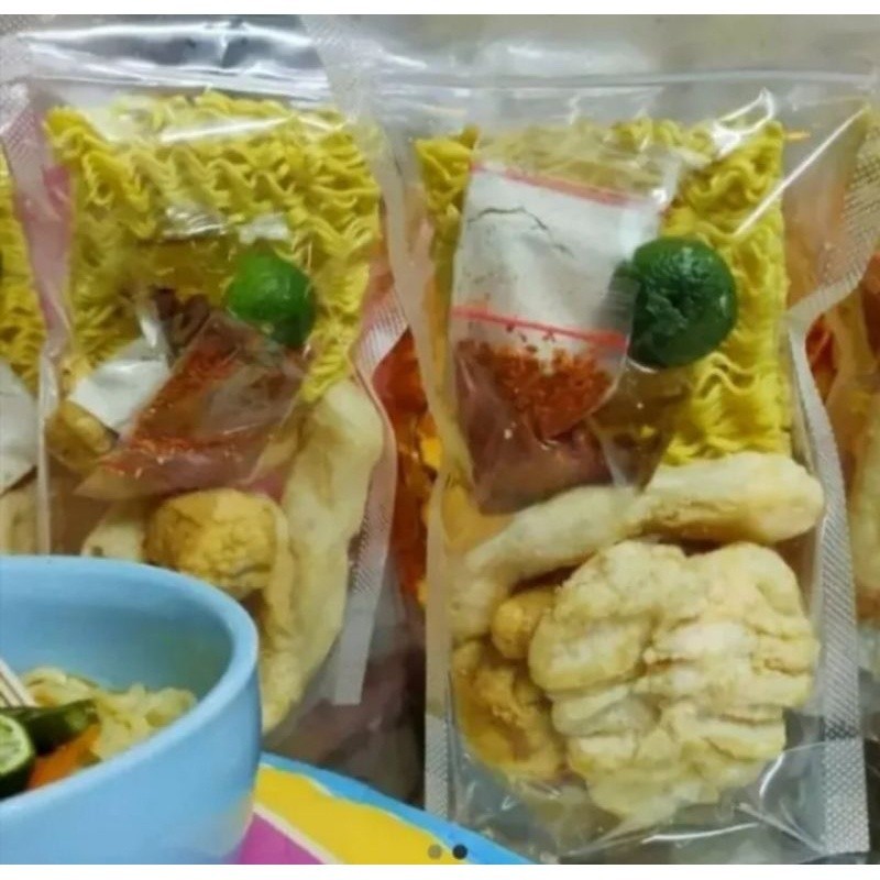 

Makanan Instan SEBLAK INSTAN TERMURAH/Seblak khas bandung/seblak kumplit/seblak super pedas