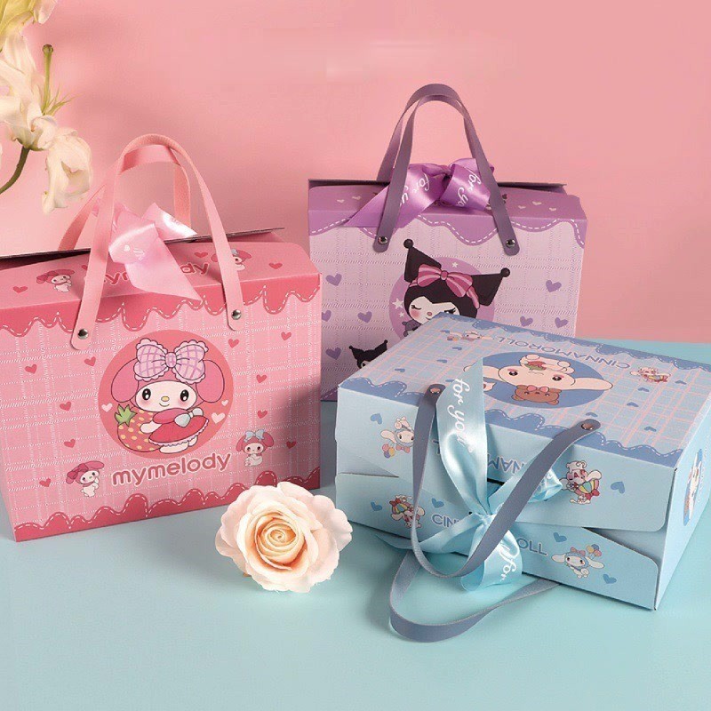 

GOODIE BAG TAS ULANG TAHUN ANAK PAPER BAG TAS BIRTHDAY ANAK MOTIF SANRIO CINNAMOROL KUROMI MY MELODY