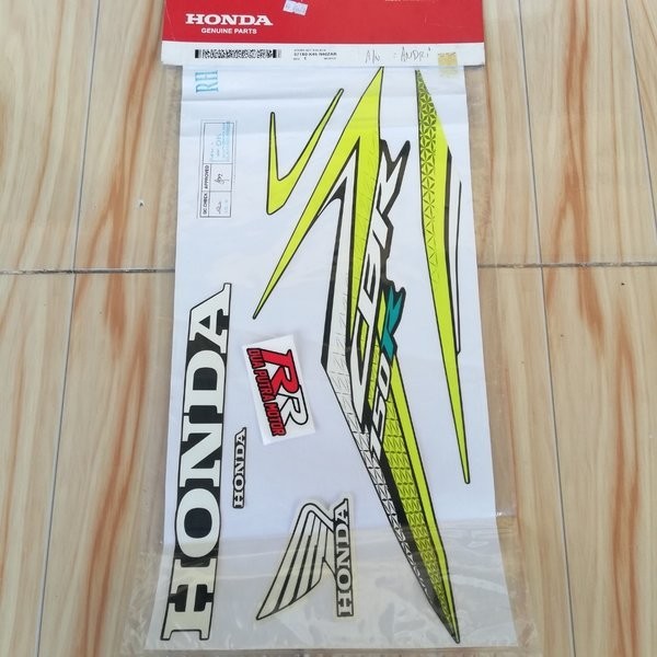 stripe grafik graphic sticker striping body fairing kanan original ori honda cbr150r cbr150 cbr 150 