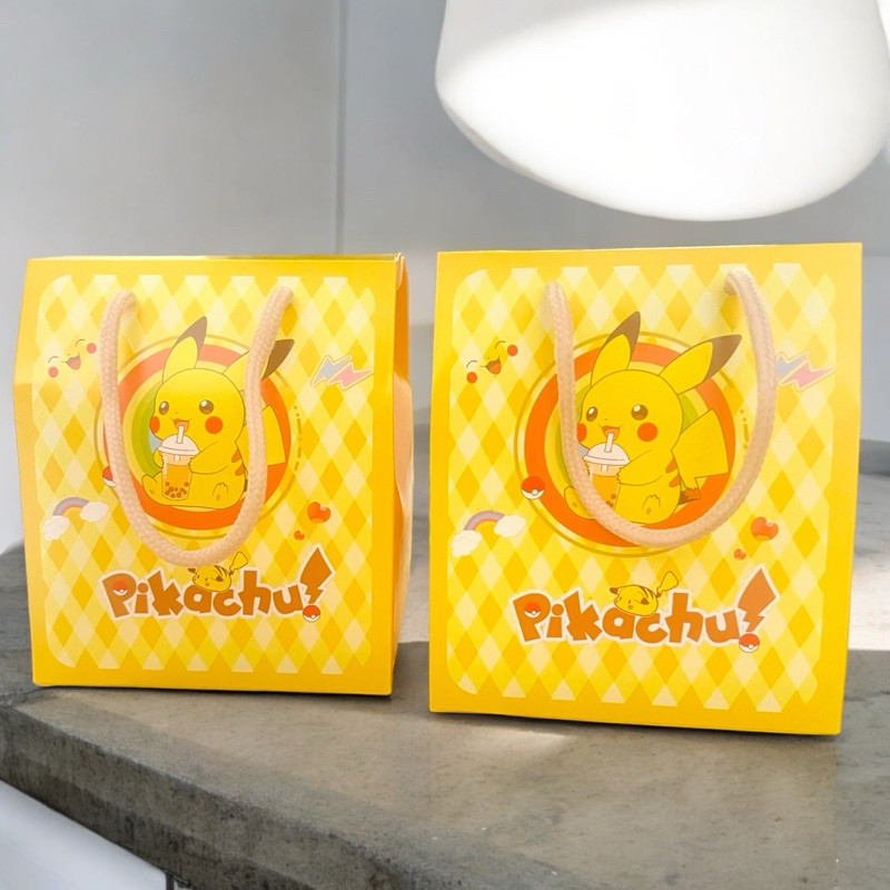 

(SANRIOUNIQUE) PAPERBAG PIKACHU LUCU / KOTAK BINGKISAN ULTAH PIKACHU