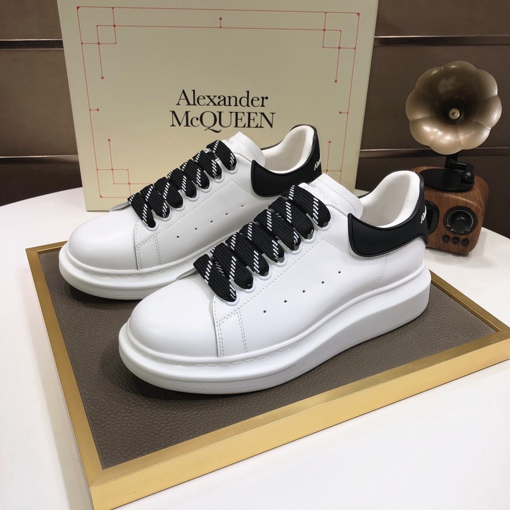 Top Quality Alexander McQueen Low cut Casual Platform Shoes Sneakers Men Women White Black