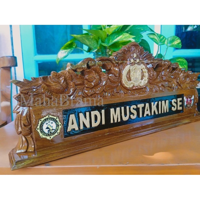 

PAPAN NAMA MEJA UKIR / PAPAN NAMA POLISI / PAPAN NAMA MEJA KERJA MB3212