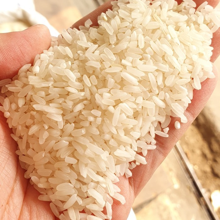 

Beras Setra Ramos BMW 10 KG Murah Putih Bersih