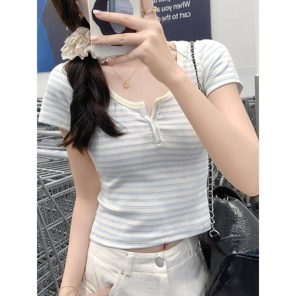 Crop Top Salur Biru/ T Shirt Kerah Setengah Terbuka Premium / Baju Kaos Wanita Terbaru 2024