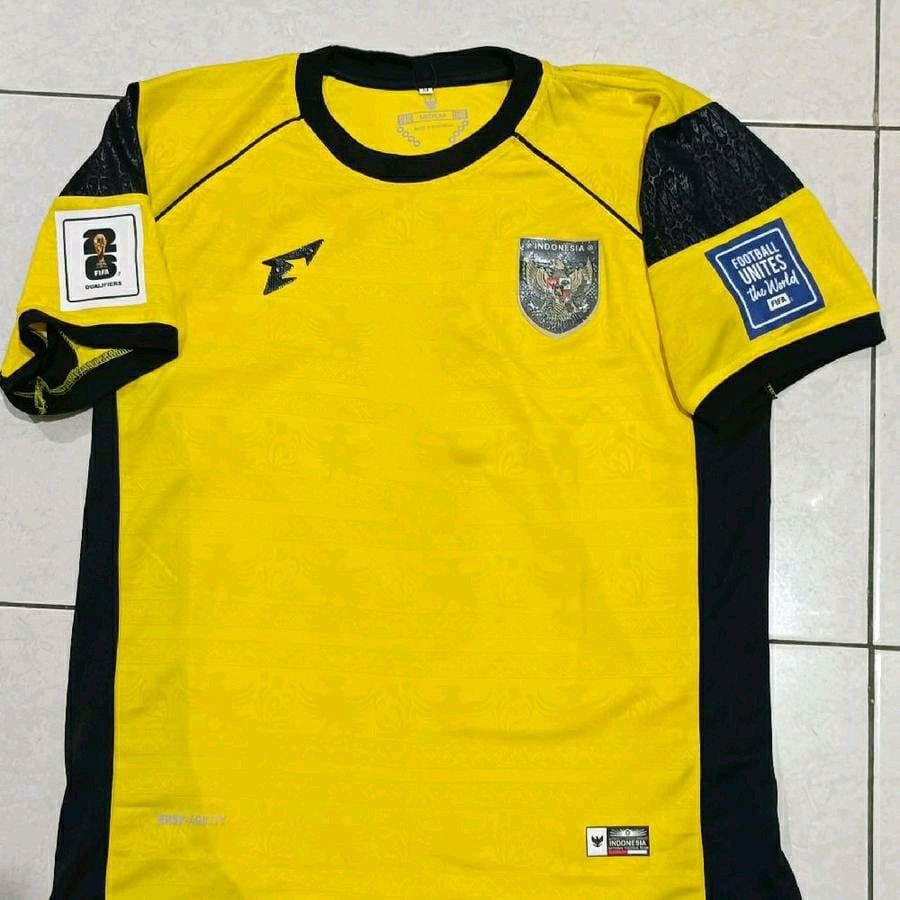 JERSEY BAJU BOLA TIMNAS INDONESIA KIPER GK KUNING ERSPO 2025/2026