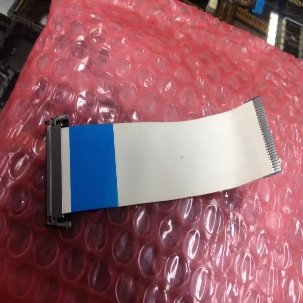 FFC Flex Ribbon Cable AWM21341 E97252-H VW-1 105C 30V LCD 30Pin largeur 3cm 100mm length Power Butto