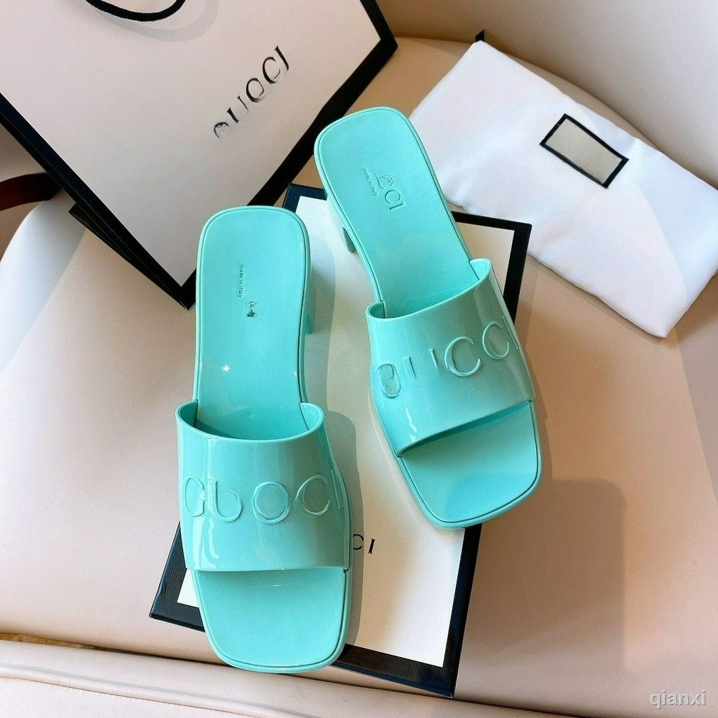 Grosir sandal rumah