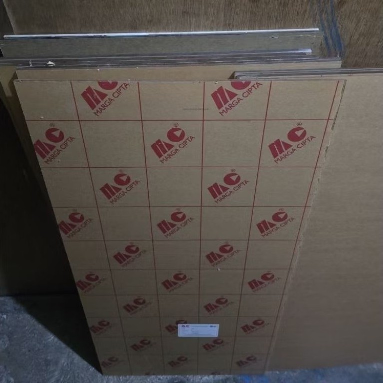 

Akrilik WARNA MC potongan Uk 100cm x 50cm Tebal 3mm - 4mm - 5mm ACRYLIC