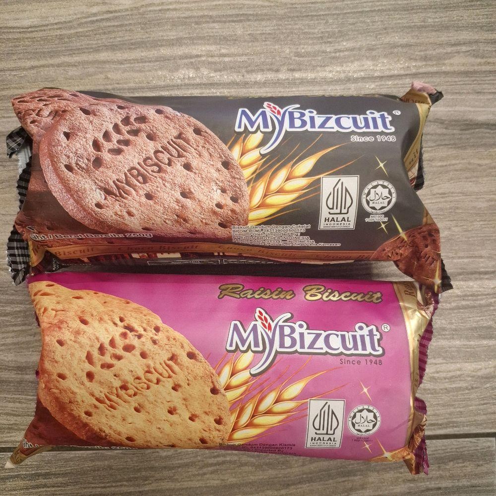 

MyBizcuit Biskuit Gandum 250gr IMPORT Biskuit dengan Raisin / Coklat