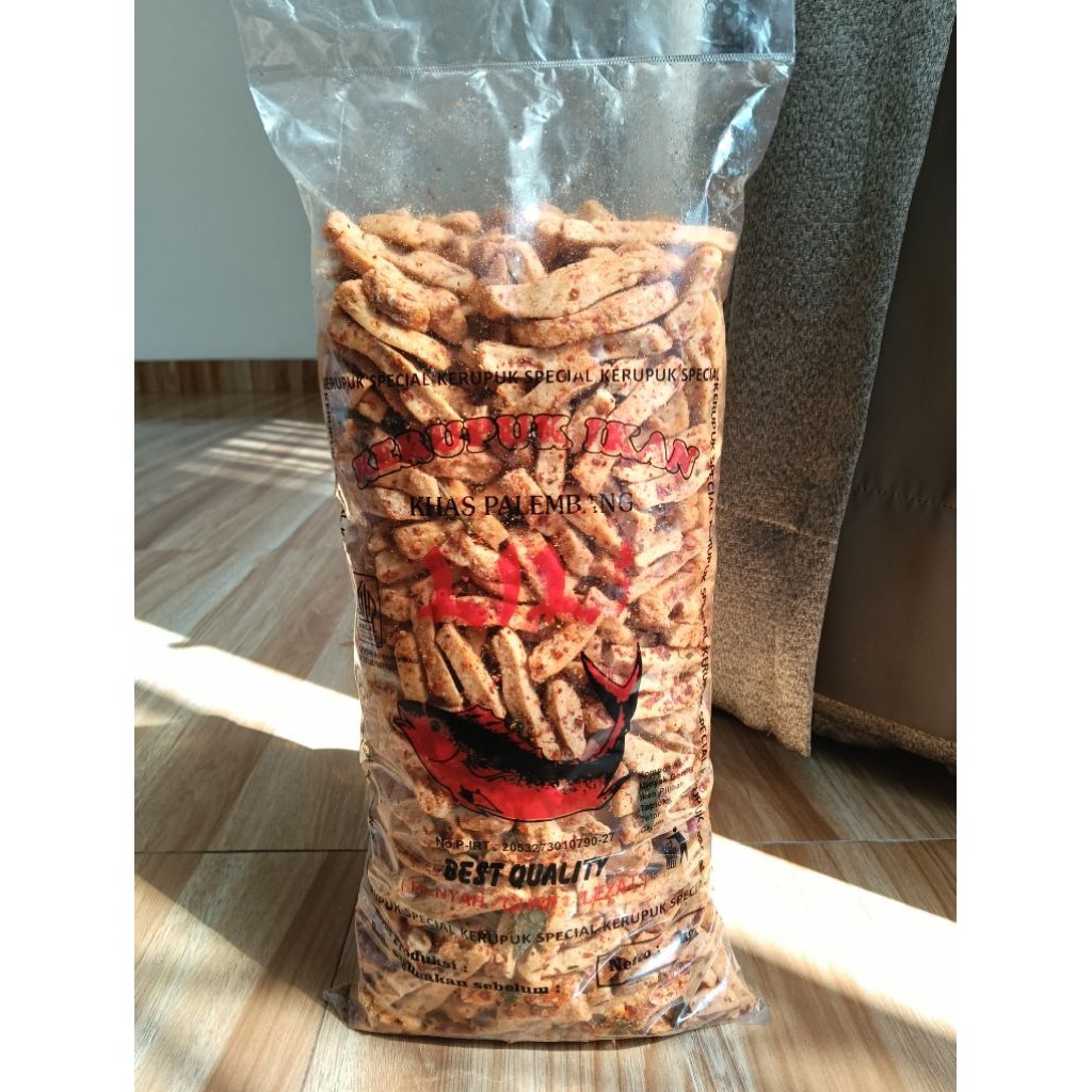 

Basreng Pedas Daun Jeruk LILI Premium 1 Kg Renyah