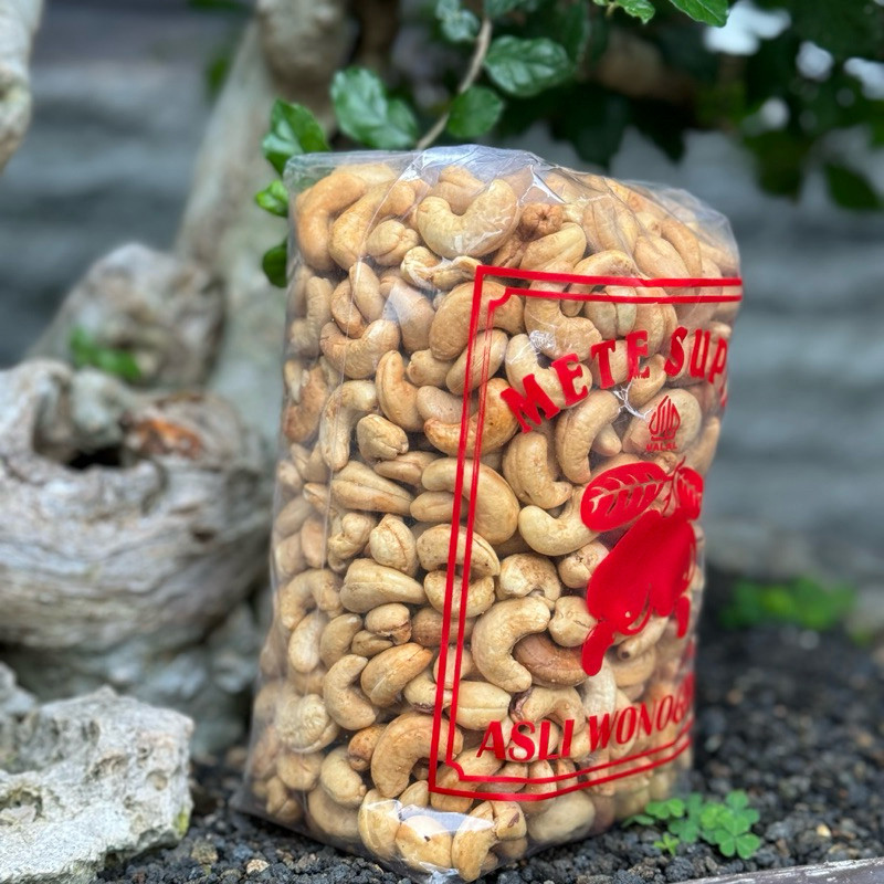 

KACANG METE GORENG BAWANG SUPER PREMIUM