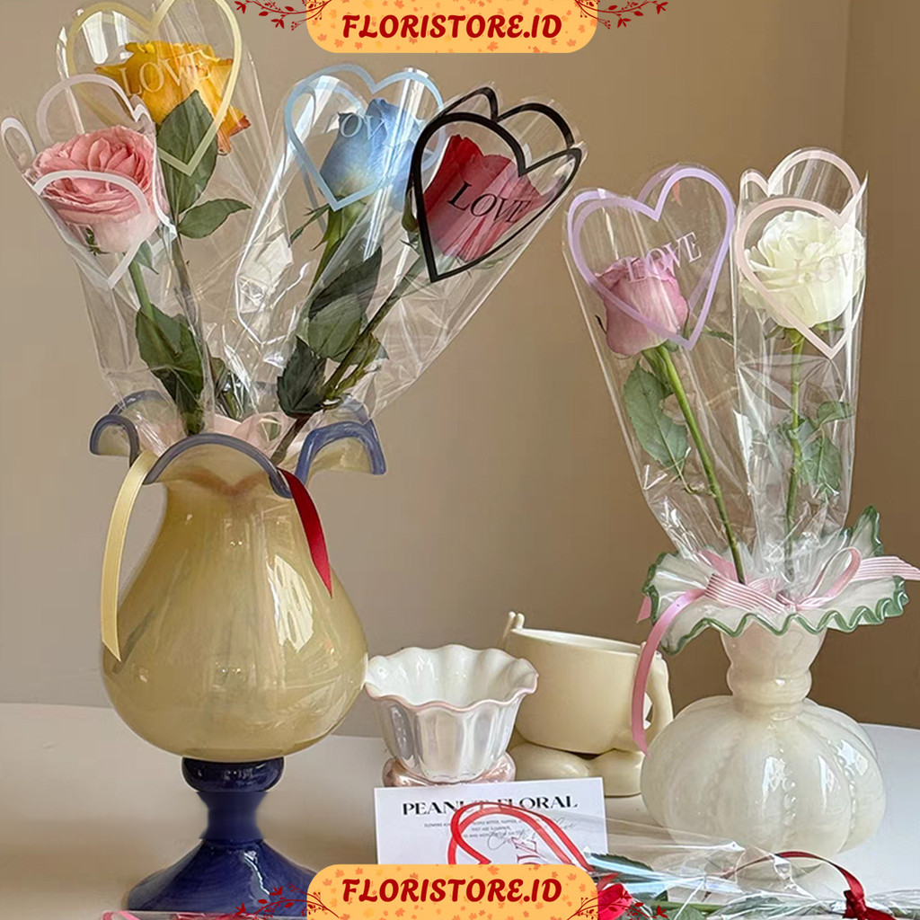 

LOVE MOTIF SLEEVES / KANTONG PLASTIK BUNGA / FLOWER SLEEVE / CORONG BUKET BUNGA / FLORIST SUPPLY