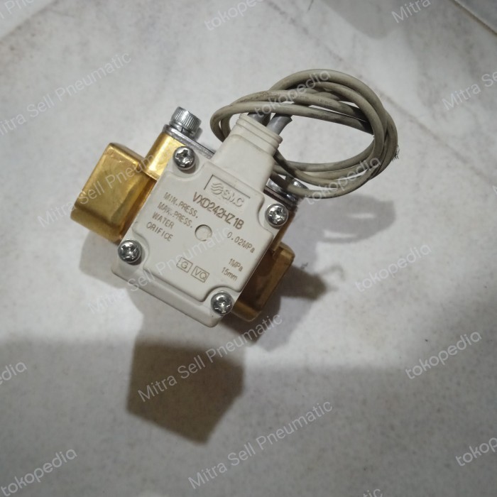 

SOLENOID VALVE SMC VXD242HZ1B 220VAC