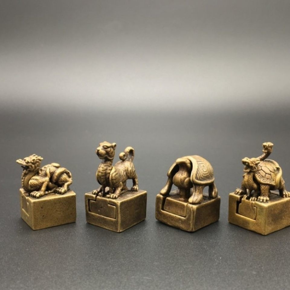 Miniature Qinglong White Tiger Suzaku Xuanwu Indoor Collection Small Statues Chinese Antique Copper 