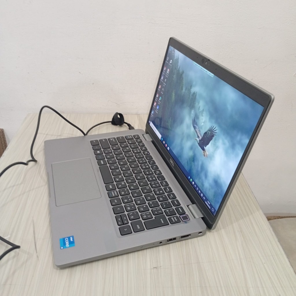 laptop  Dell 5320 Ram 8Gb  core i5 gen11 ssd 256Gb ringan HOT SALE 9.9 (baterai baru)