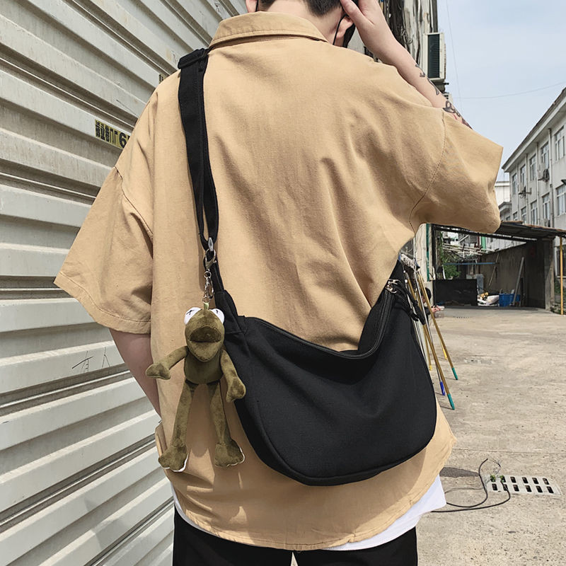 【COD】Tas Selempang Canvas/Sling Bag Tas Selempang Bahu Kanvas Canvas Sekolah/wanita Unisex Simpel  K